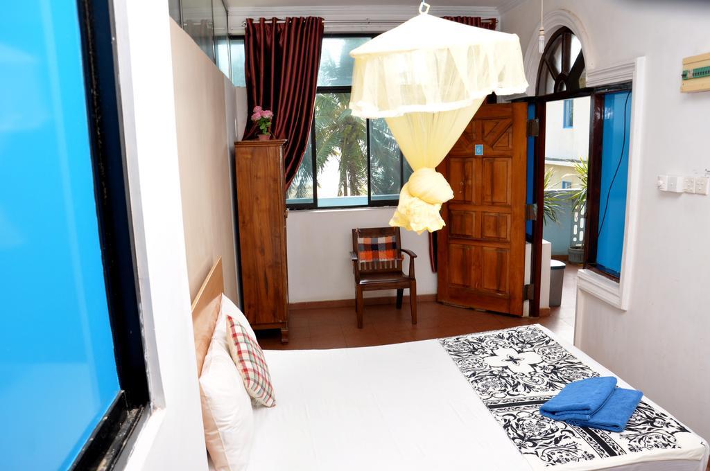 Blumarine Guest House Negombo Exterior foto