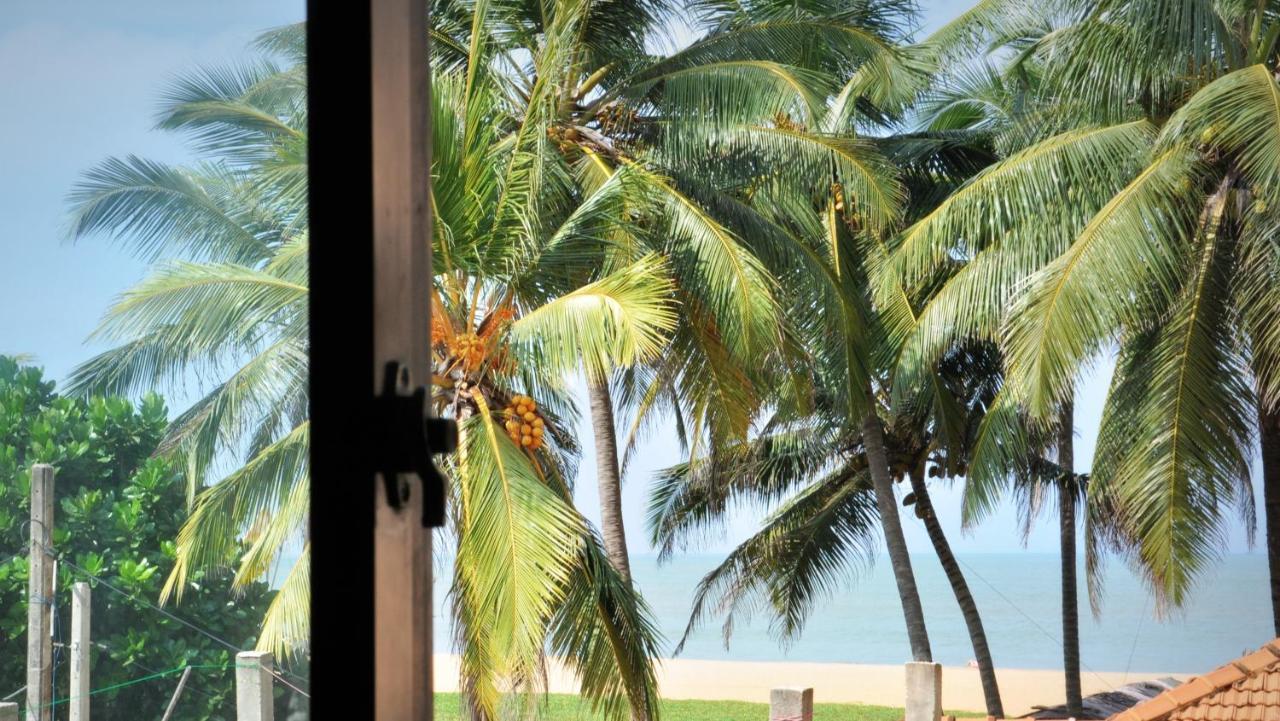 Blumarine Guest House Negombo Exterior foto